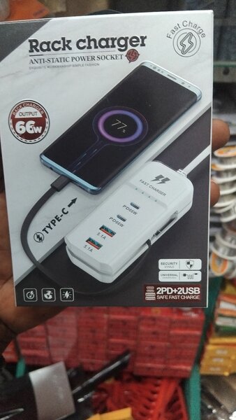 Chargeur rapide avec USB et Type-C