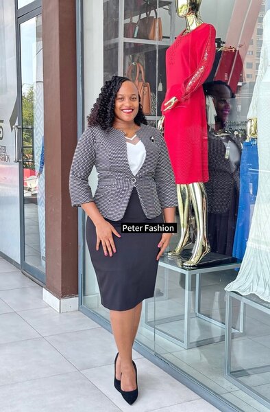 Skirt suit