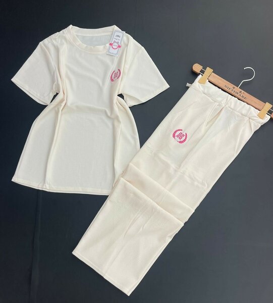 Ladies dress
