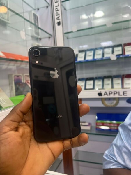iPhone XR 64go quasi neuf 85.000 Kao