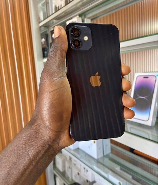 iPhone 12sim moderne 128Gonoir