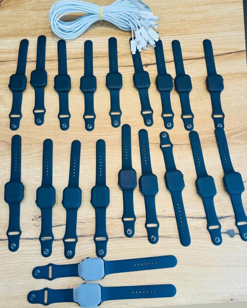 Apple Watch series 10 42mm neW