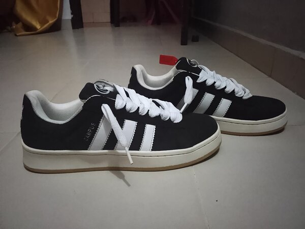 Chaussure campus adidas 00s