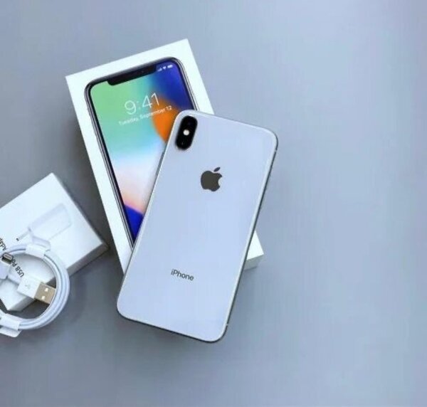 iPhone X 64