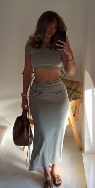 Complet sexy