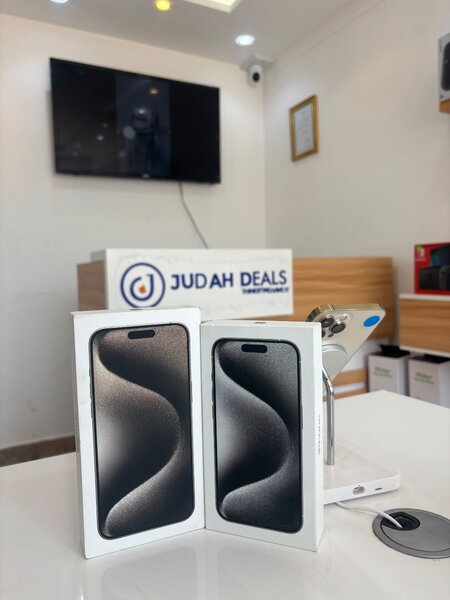 iPhone 15 Pro Max