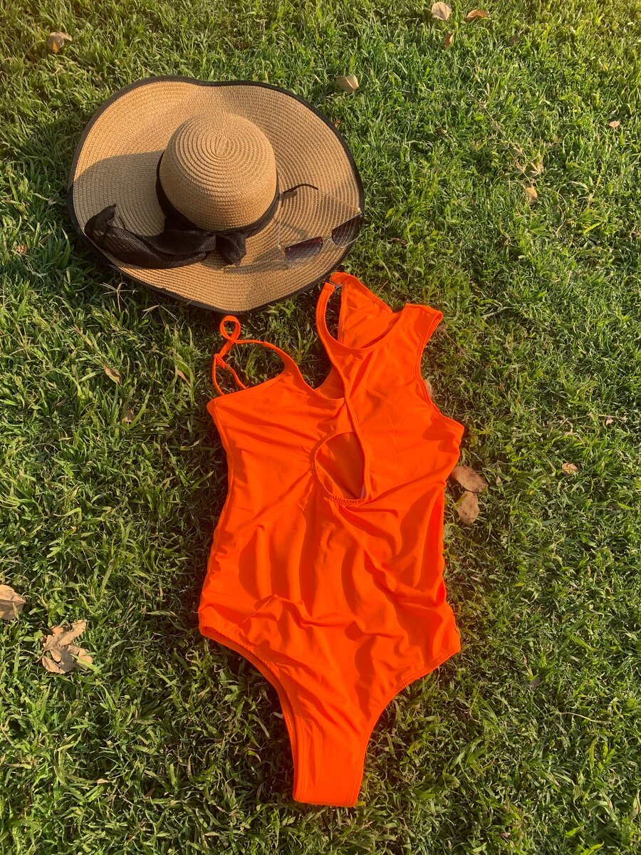Bikini / swimsuit