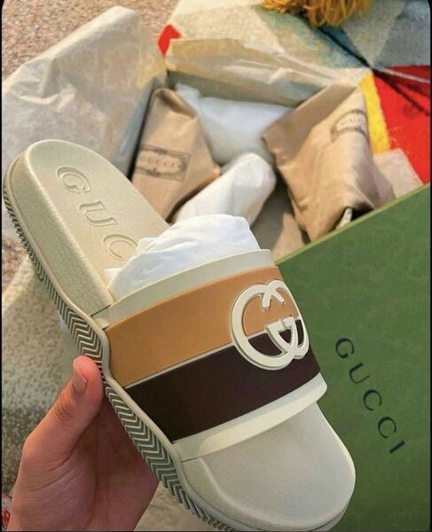 Claquettes de luxe Gucci
