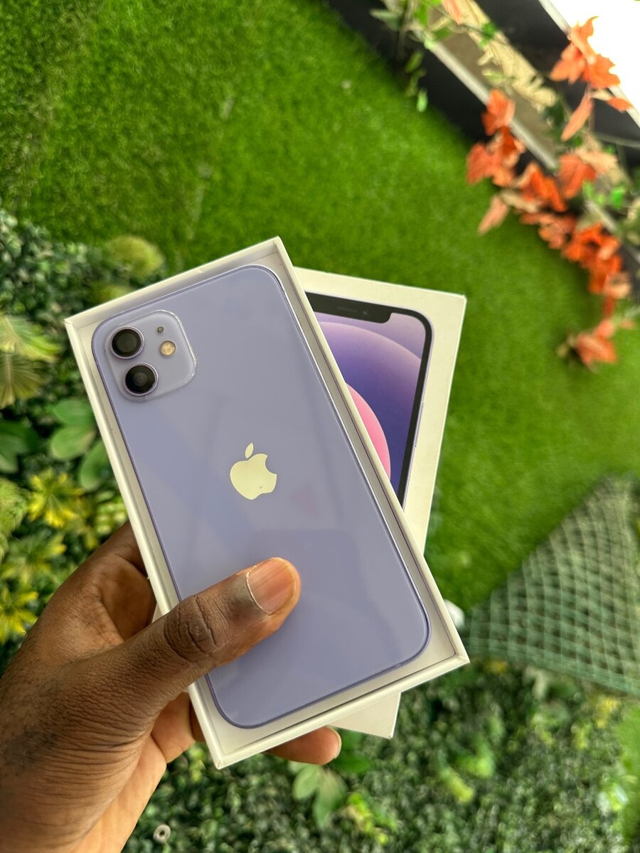 iPhone 12 simple second main