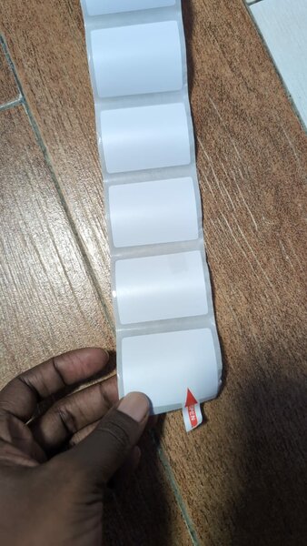 Étiquettes Autocollantes Blanches