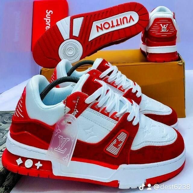 Men's sneakers