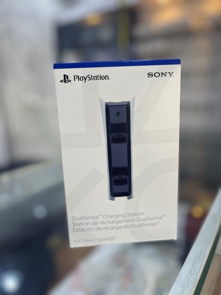 PS5 Dualsense controller charging station