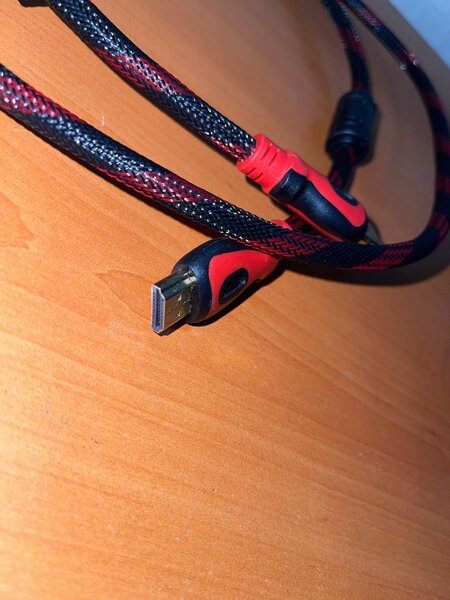 Кабель HDMI