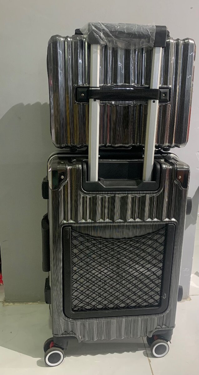 Cute suitcase set