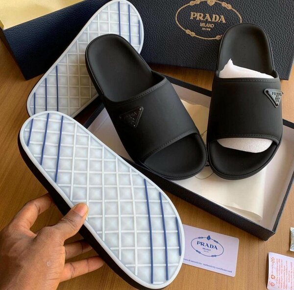 Fashion slippers