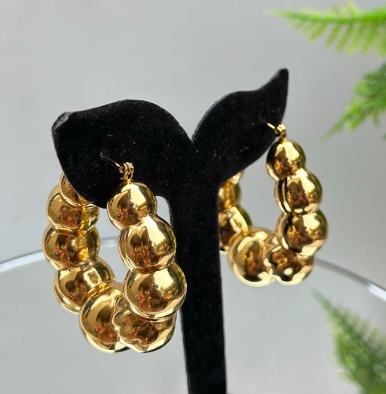 Stylish earrings