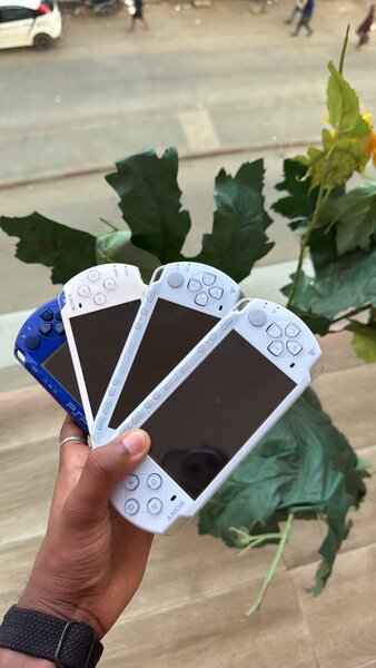PSP Slim et Fat