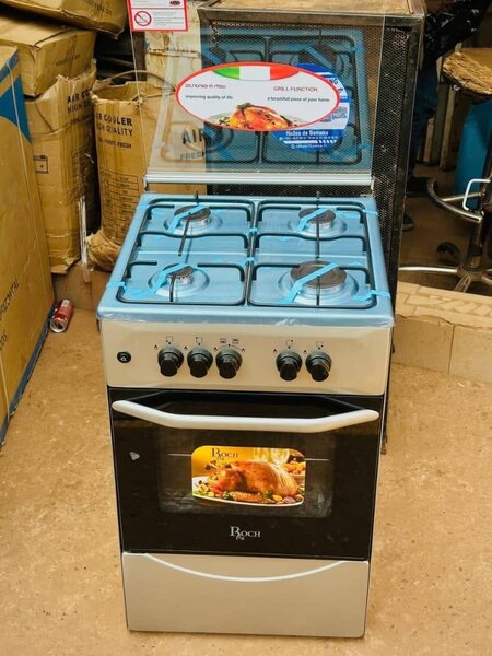 Cuisinière à Gaz 4 Feux avec Four