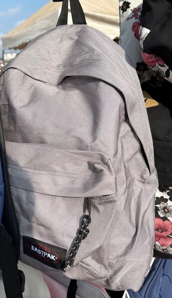 SAC EASTPAK + CROCS