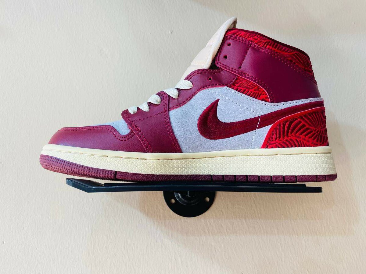 Air Jordan 1 MID SE