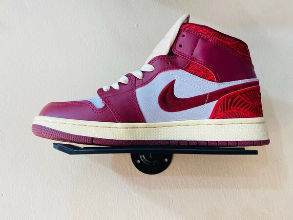 Air Jordan 1 MID SE