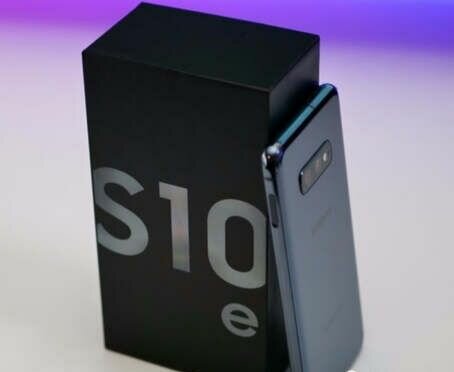 Samsung galaxy s10e 128Go original neuf scellé