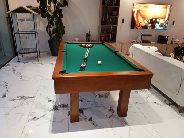 Billard table
