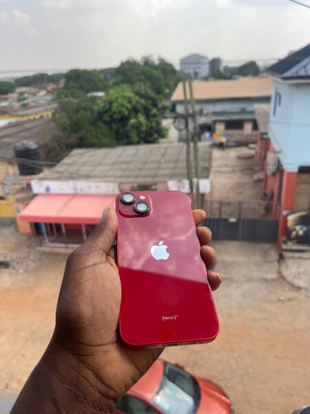 iPhone 13
