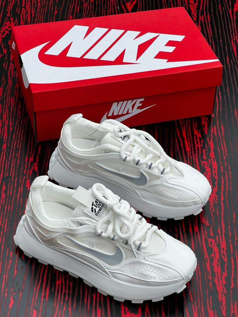 Baskets Nike Blanches Femme