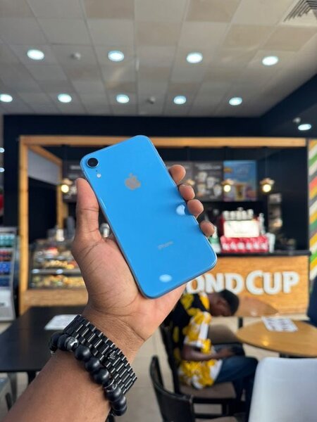 IPHONE XR