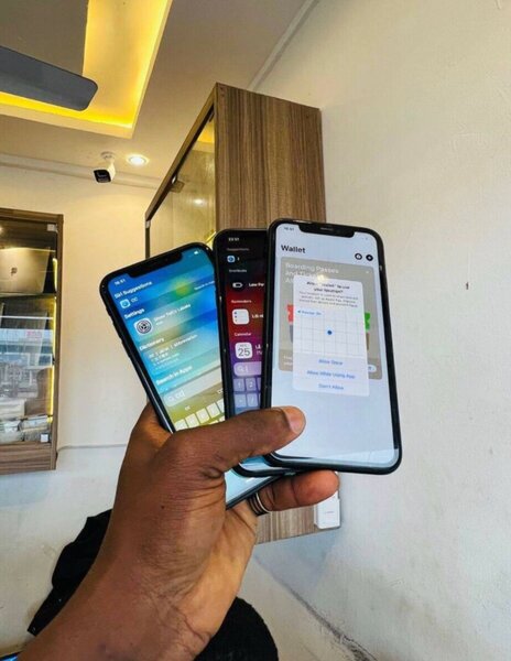 iPhone XR