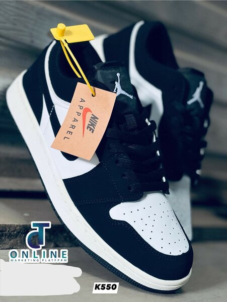 Nike sneakers 