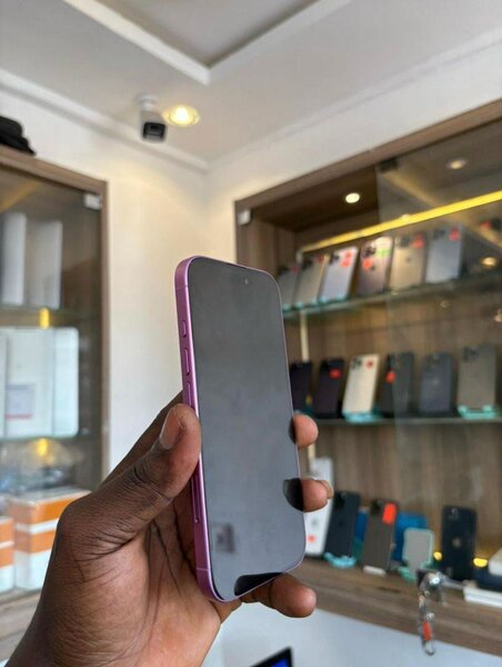 iPhone 16 128gig, 256gig physical and eSIM