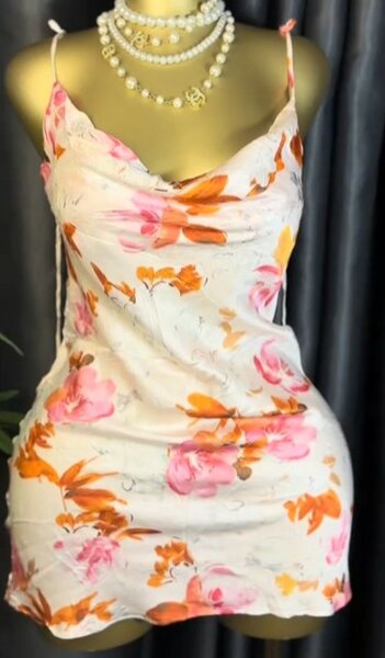 Robe nuisette à imprimé floral