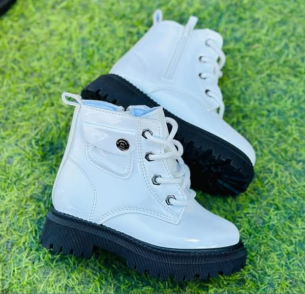 Kids shoes