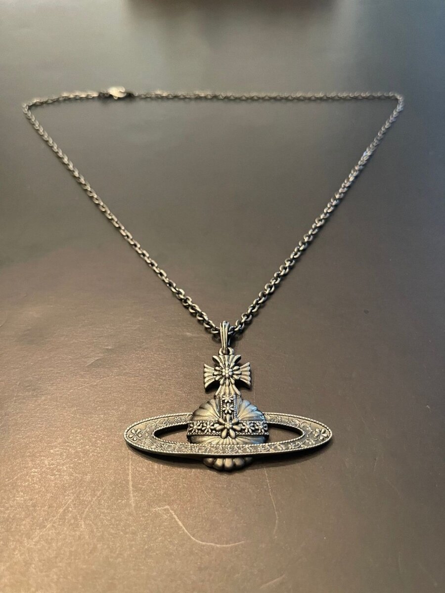 CHAÎNE VIVIENNE WESTWOOD