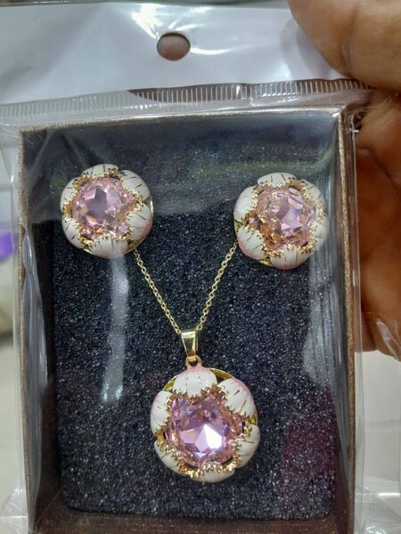 Ladies Jewelry