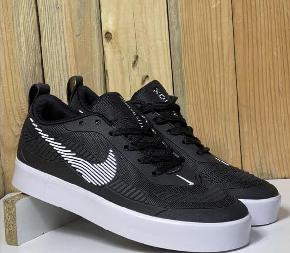 SNEAKERS blanc noir