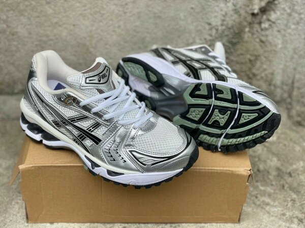 ASICS