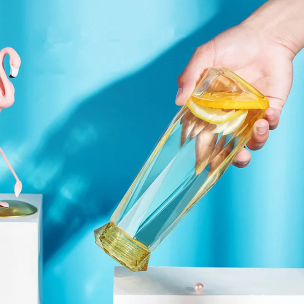 Bouteille d'eau individuelle cassable très solide
