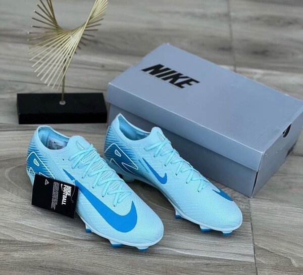 Crampons nike