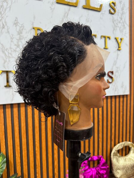 Raw pixie curls.