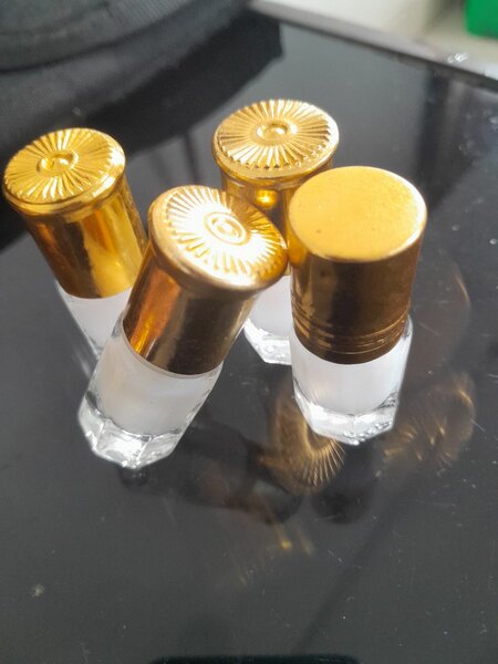 Musk 3 ml, parfum doux 2 à1500