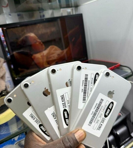 iPhone 8 128GB