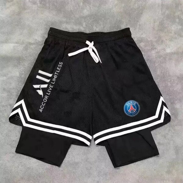 Short sport avec collant