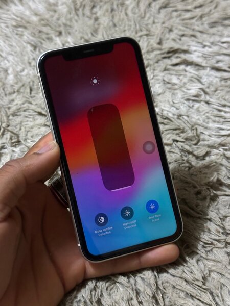 iPhone 11