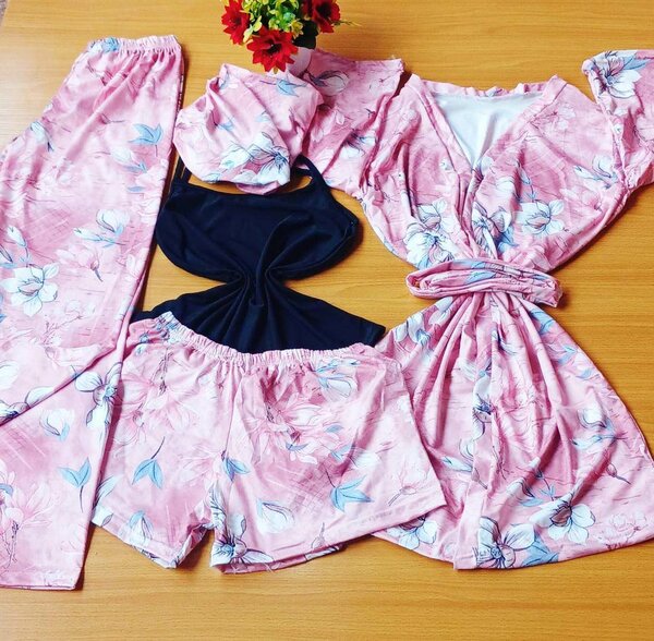 Night wear