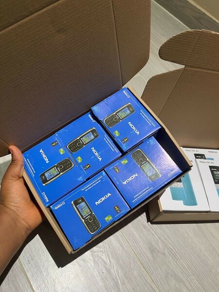 Nokia C2