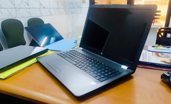 Ordinateur Portable HP Moderne