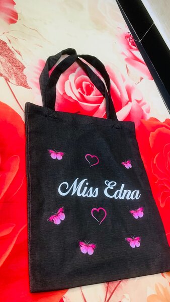 Tote bag